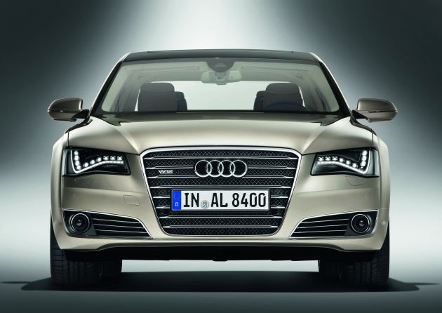 Audi A8 L W12:
A8L100034